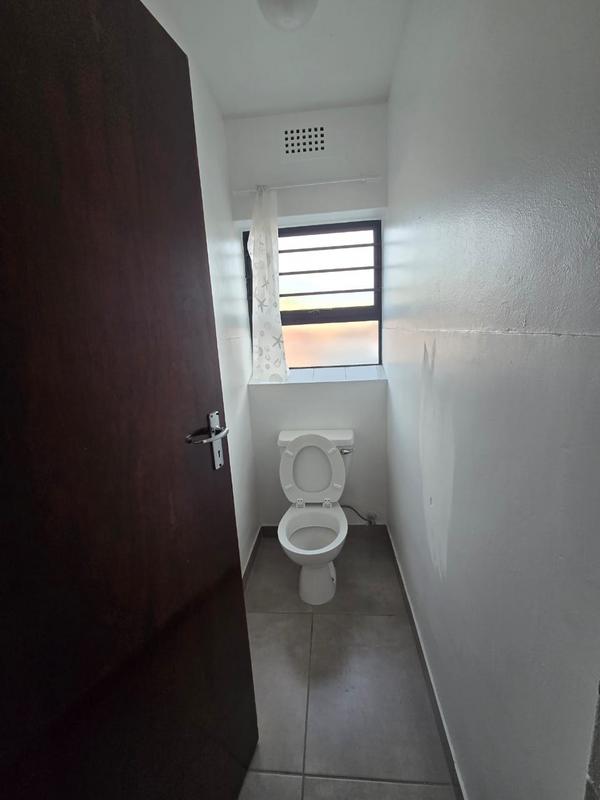 To Let 2 Bedroom Property for Rent in Thornton Western Cape
